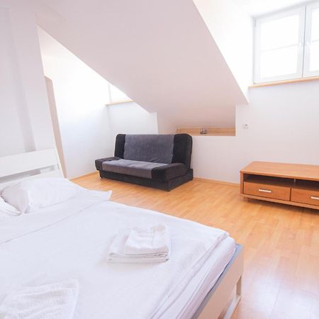 Appartement Podwale Str Large Flat In The Heart Of Old Town à Varsovie Extérieur photo